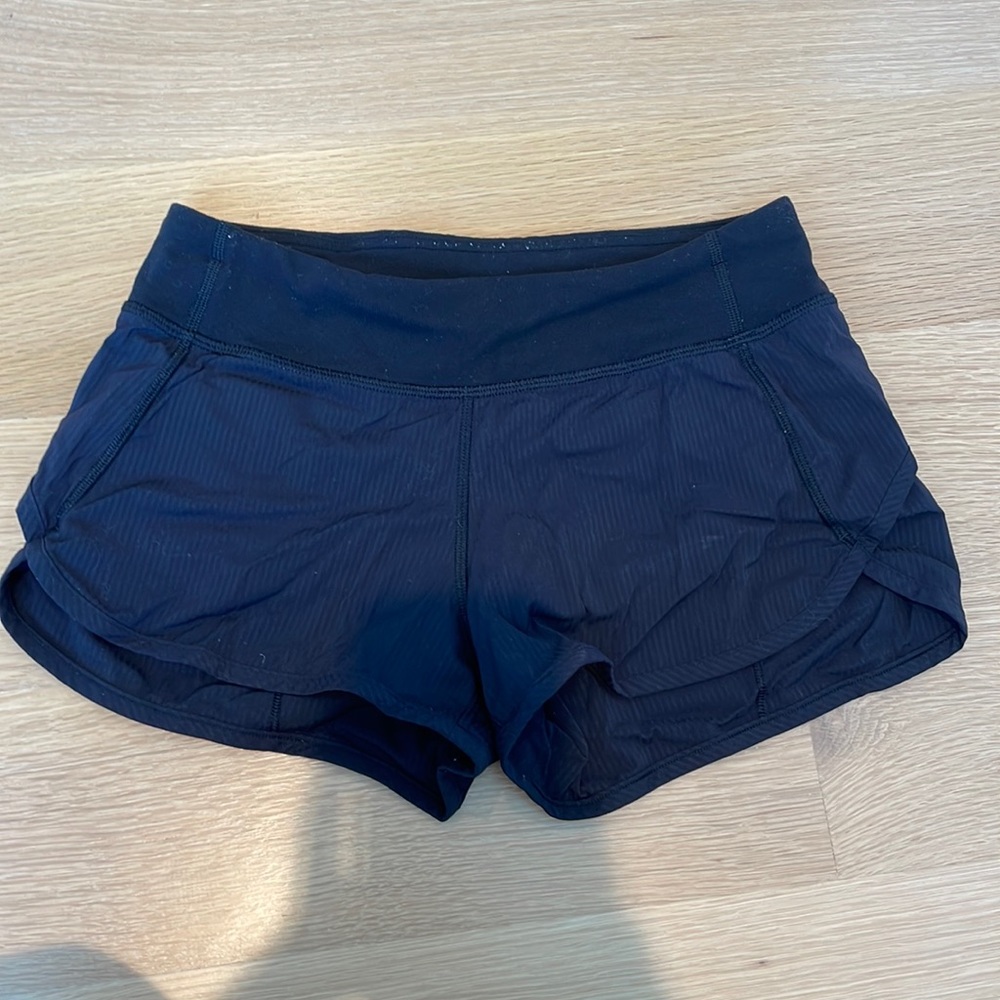IVIVVA WORKOUT SHORTS